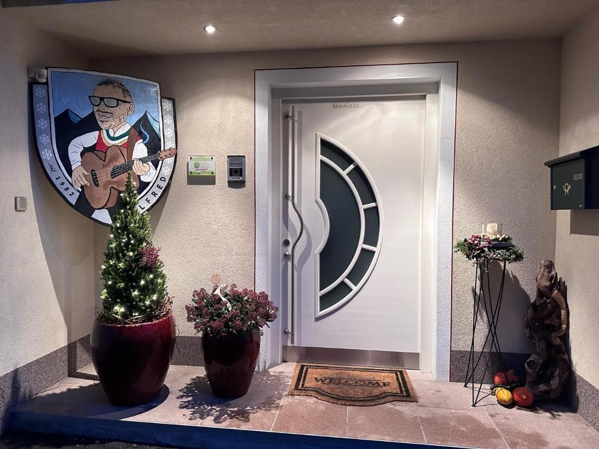 Kallis Appartement Mayrhofen Esterno foto