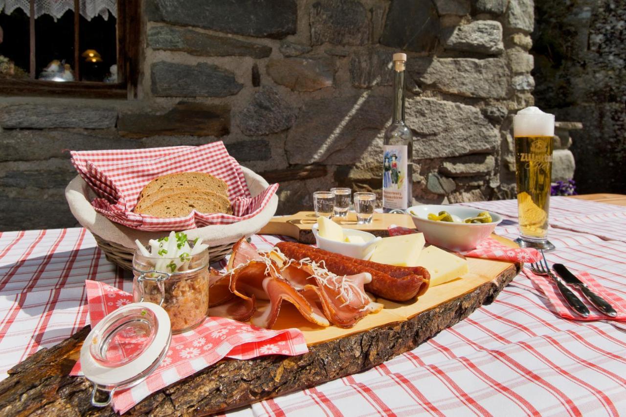 Kallis Appartement Mayrhofen Esterno foto