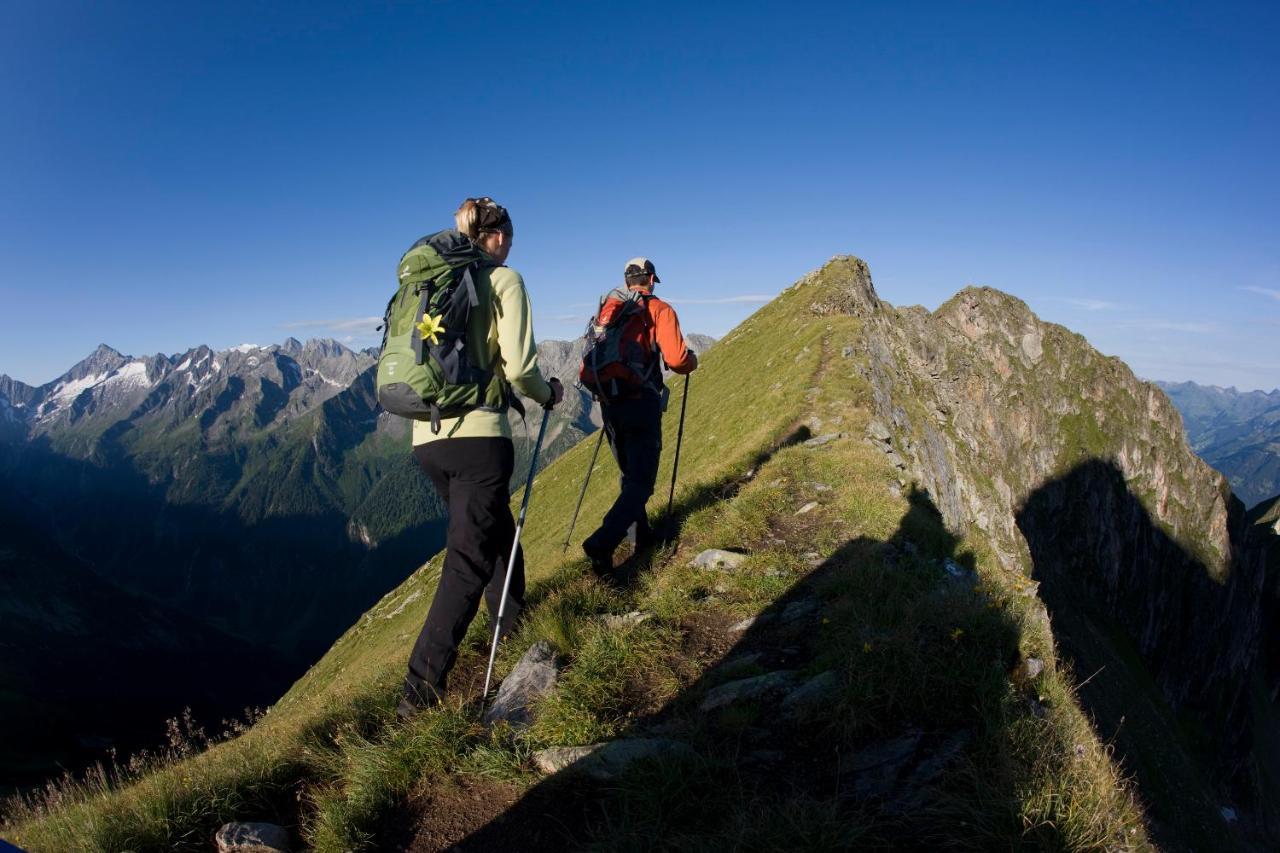 Kallis Appartement Mayrhofen Esterno foto